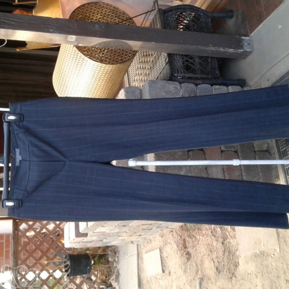 Women's AnnTaylor slacks size 2 great condition charcoal gray with stripes